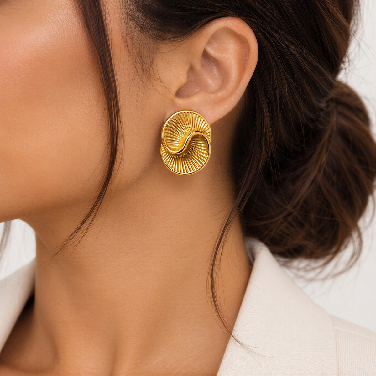 Solenne Sculpted Earrings